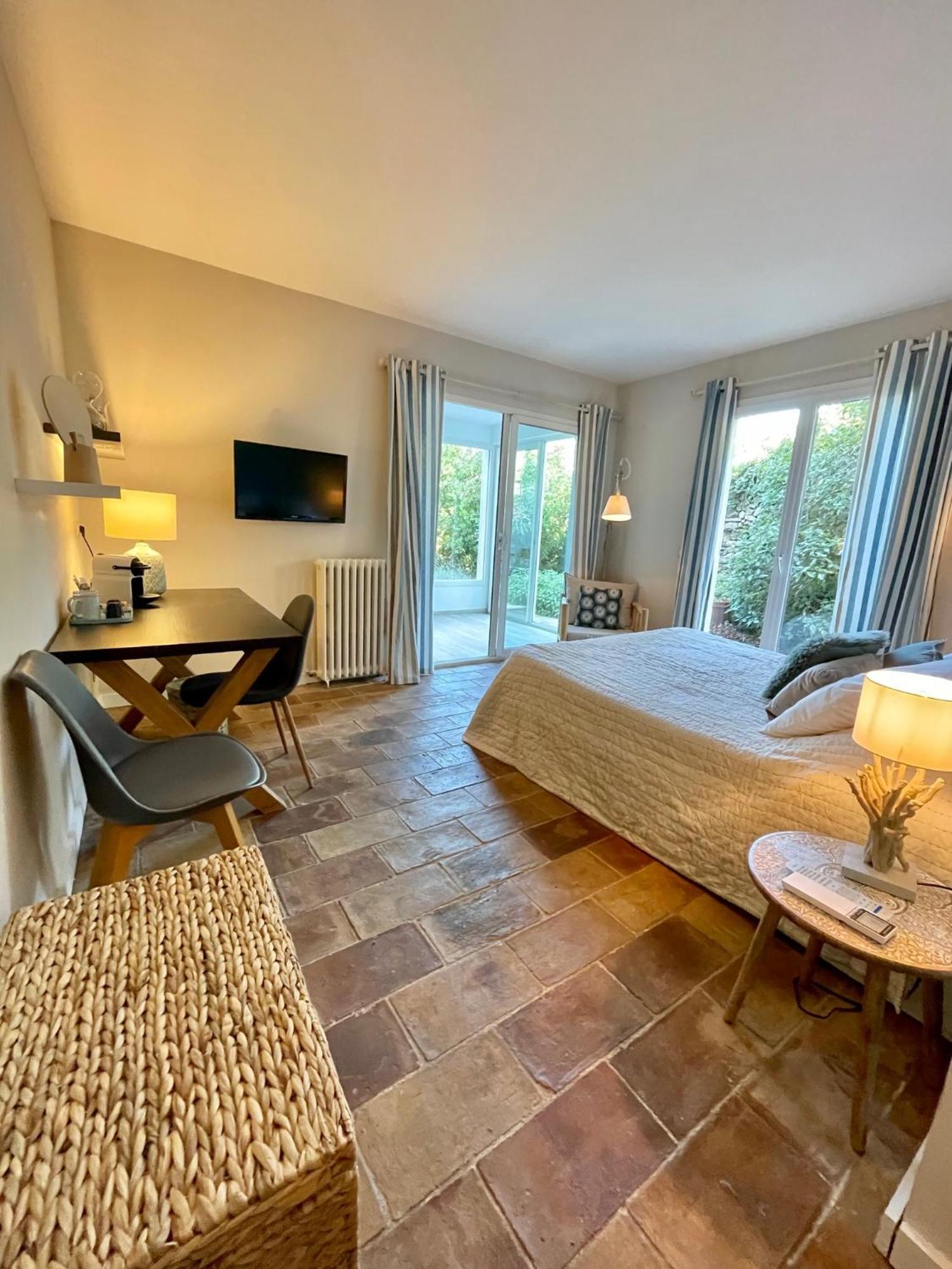 Hotel La Singuliere Sète Pokoj fotografie